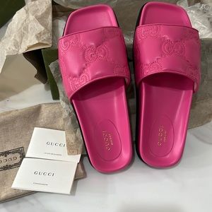 NWT GUCCI NAPPA Charlotte leather sandal